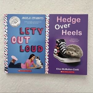 Scholastic Set of 2 Tween/Pre-teen Books